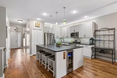 10830 Thone Circle Woodbury MN 55129