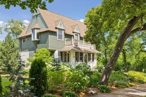 1818 Kenwood Parkway Minneapolis MN 55405