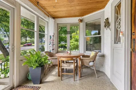 1818 Kenwood Parkway Minneapolis MN 55405