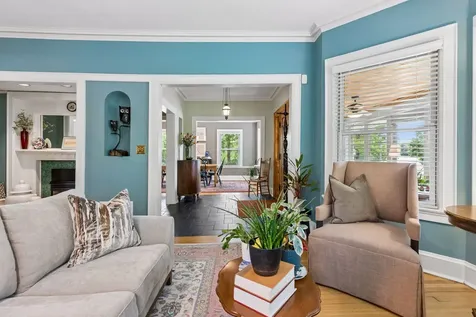 1818 Kenwood Parkway Minneapolis MN 55405