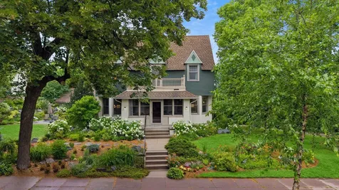 1818 Kenwood Parkway Minneapolis MN 55405