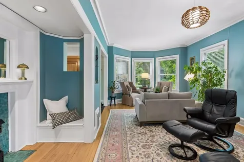 1818 Kenwood Parkway Minneapolis MN 55405