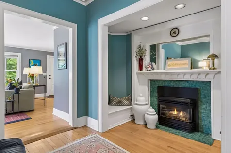 1818 Kenwood Parkway Minneapolis MN 55405