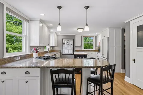 1818 Kenwood Parkway Minneapolis MN 55405