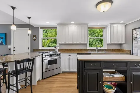 1818 Kenwood Parkway Minneapolis MN 55405