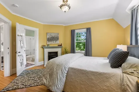 1818 Kenwood Parkway Minneapolis MN 55405