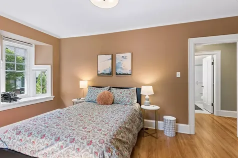 1818 Kenwood Parkway Minneapolis MN 55405