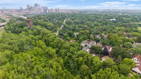 1818 Kenwood Parkway Minneapolis MN 55405