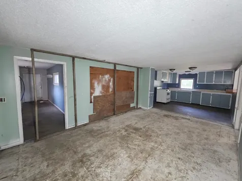 47099 Center Street W East Grand Forks MN 56721