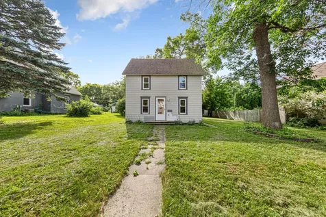 1519 N 4th Street Mankato MN 56001