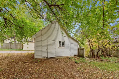 1519 N 4th Street Mankato MN 56001