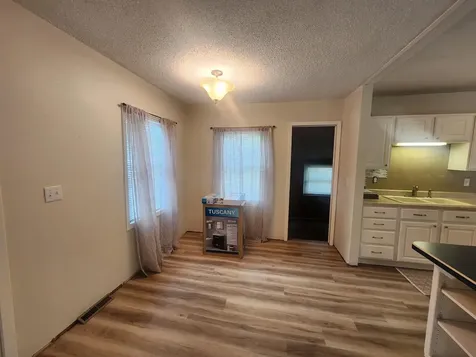 822 2nd Street NW Pipestone MN 56164