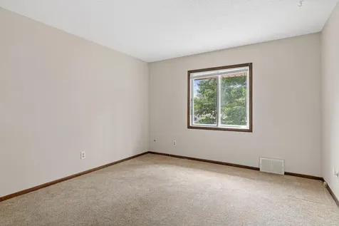 8757 75th Street S Cottage Grove MN 55016