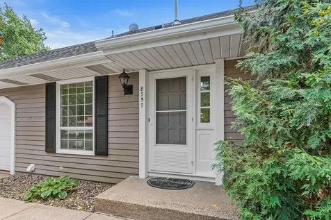 8757 75th Street S Cottage Grove MN 55016