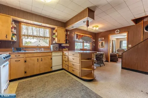 49 Gordon Street Soudan MN 55782