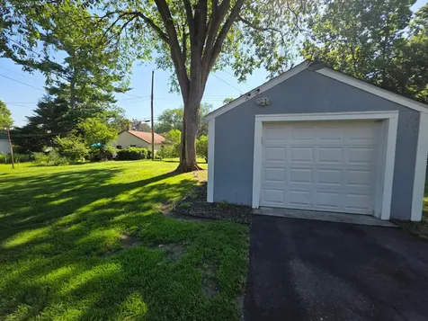 3922 Zane Avenue N Robbinsdale MN 55422