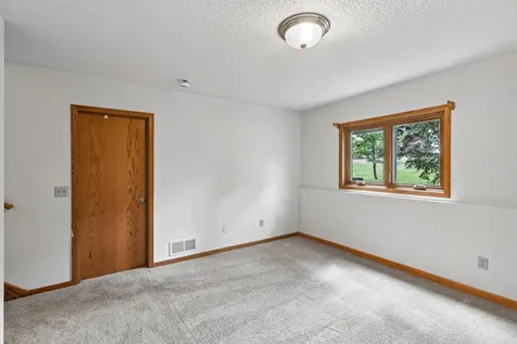 14799 Endicott Way Apple Valley MN 55124