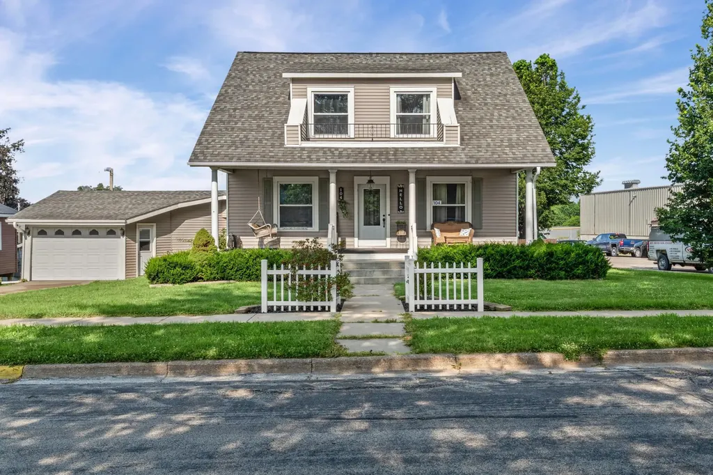 104 2nd Avenue SW Spring Grove MN 55974