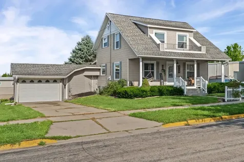 104 2nd Avenue SW Spring Grove MN 55974