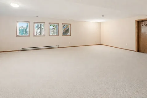 8992 Hidden Meadow Road Woodbury MN 55125