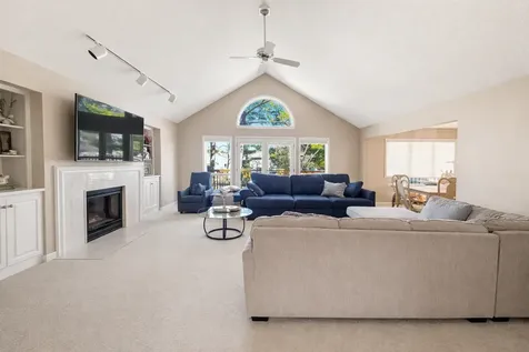8992 Hidden Meadow Road Woodbury MN 55125