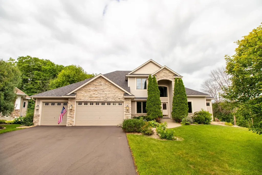 6739 Yellowstone Lane N Maple Grove MN 55311
