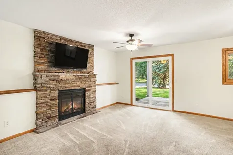 719 Evergreen Court Burnsville MN 55337