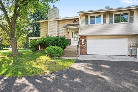 719 Evergreen Court Burnsville MN 55337