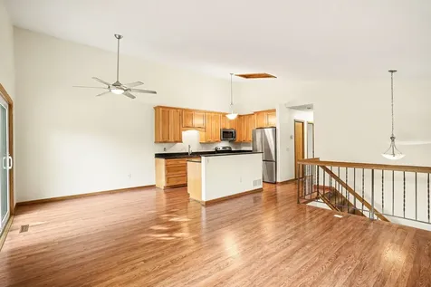 719 Evergreen Court Burnsville MN 55337