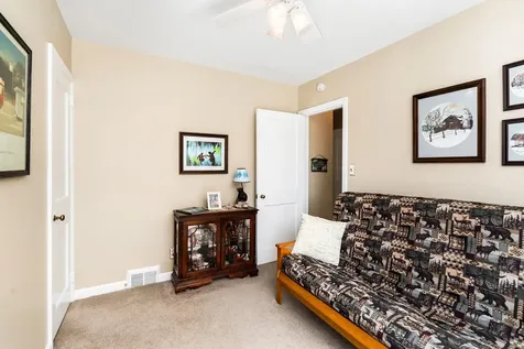 5306 Oneida Street Duluth MN 55804