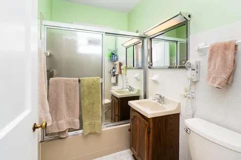 5306 Oneida Street Duluth MN 55804