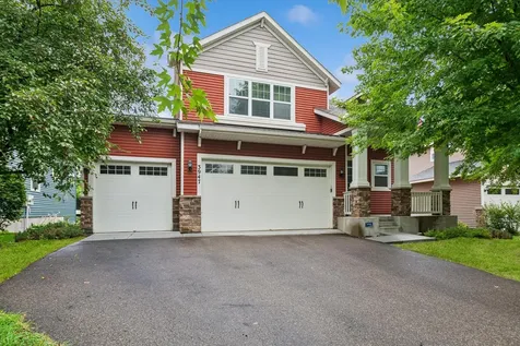 3947 Valencia Lane Chaska MN 55318