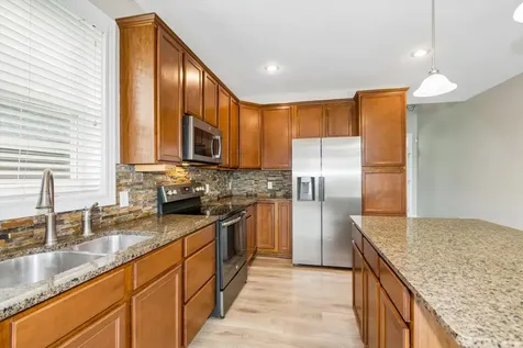3947 Valencia Lane Chaska MN 55318