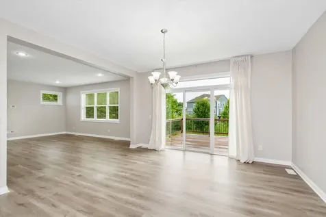 3947 Valencia Lane Chaska MN 55318