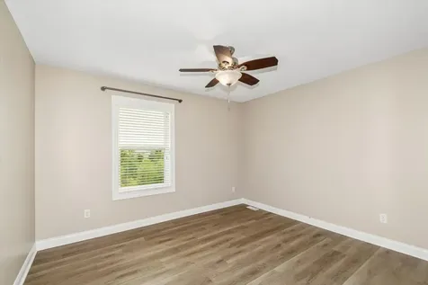 3947 Valencia Lane Chaska MN 55318