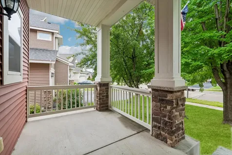 3947 Valencia Lane Chaska MN 55318