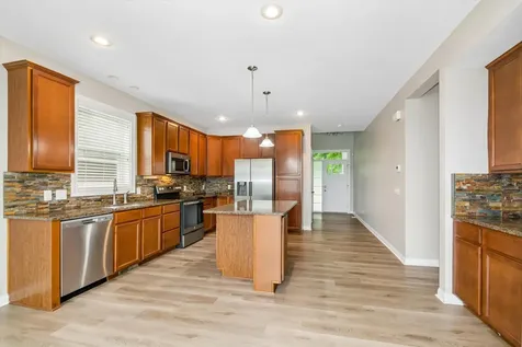 3947 Valencia Lane Chaska MN 55318