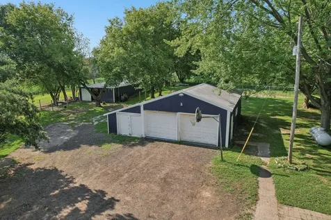 1054 County Road 6 NE Stanchfield MN 55080