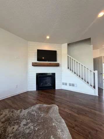 1309 Shadow Creek Curve Eagan MN 55123
