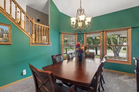 2488 Hillwood Drive E Maplewood MN 55119