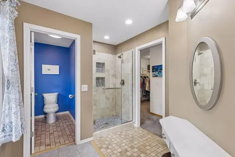 2488 Hillwood Drive E Maplewood MN 55119