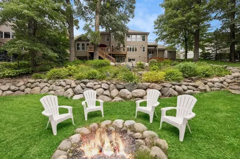 2488 Hillwood Drive E Maplewood MN 55119
