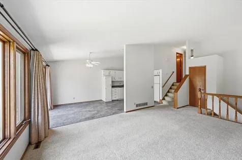 4029 Silver Lake Rd NE Saint Anthony MN 55421