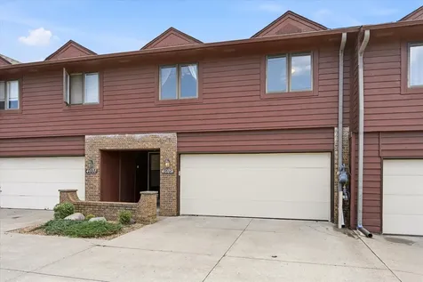 4029 Silver Lake Rd NE Saint Anthony MN 55421