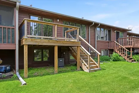 4029 Silver Lake Rd NE Saint Anthony MN 55421