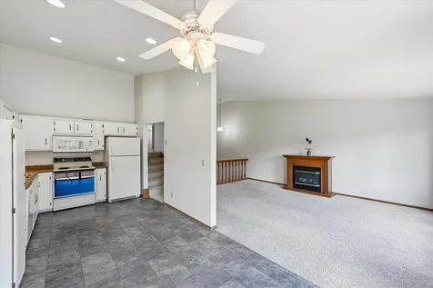 4029 Silver Lake Rd NE Saint Anthony MN 55421