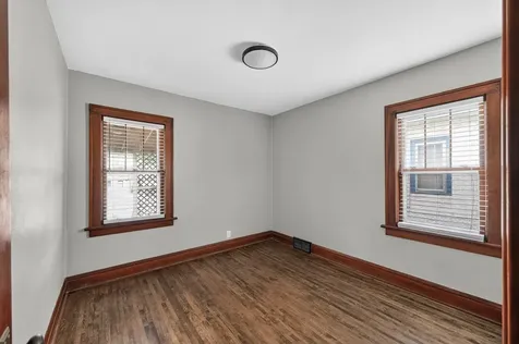 1148 Lane Place Saint Paul MN 55106