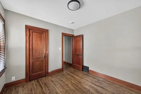 1148 Lane Place Saint Paul MN 55106