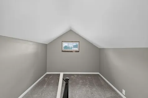 1148 Lane Place Saint Paul MN 55106