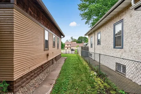1148 Lane Place Saint Paul MN 55106